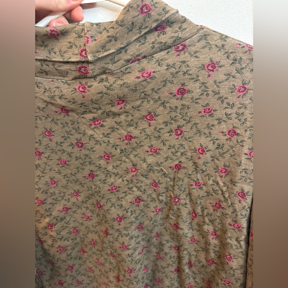 Vintage turtleneck “Northern Reflections”Taupe Top with Pink Floral Print xlarge - Picture 8 of 8